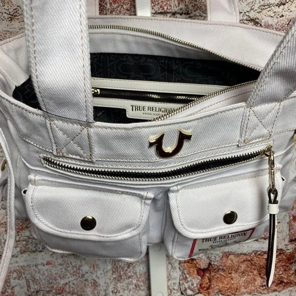 NWT True Religion White Multi Pocket Denim Shoulder Bag - Picture 2 of 13